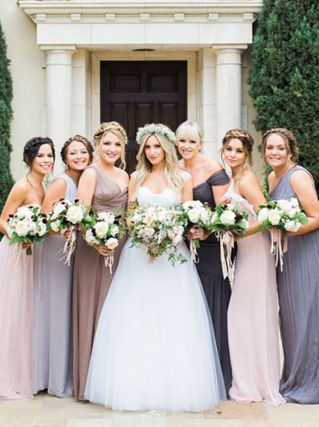 Photograph, Bride, Bridal party dress, Gown, Dress, Formal wear, Ceremony, Wedding, Bridal clothing, Event, 