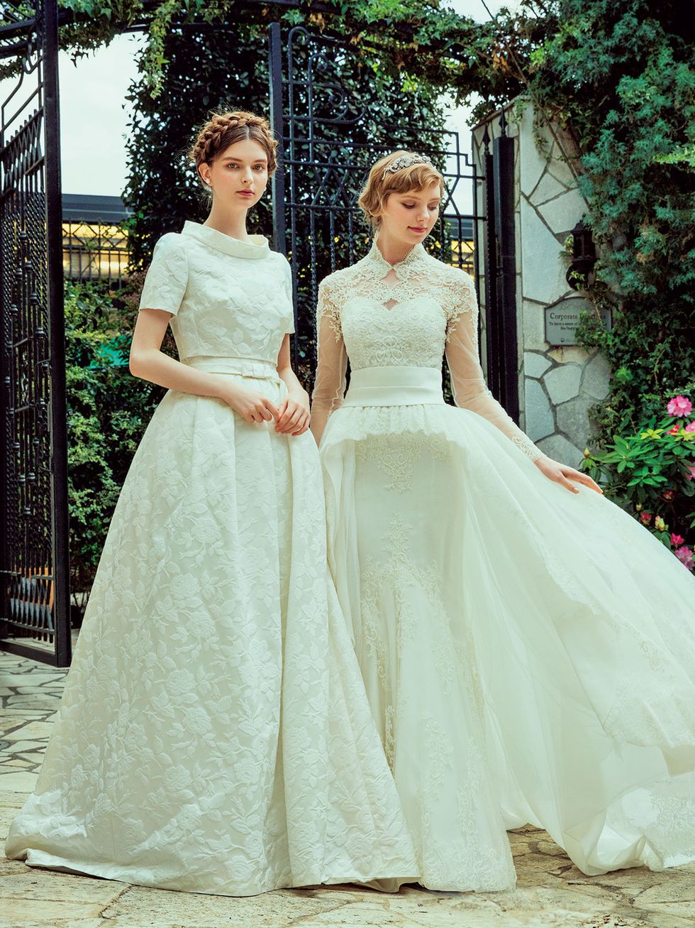Gown, Wedding dress, Dress, Bride, Clothing, Bridal clothing, Bridal party dress, Photograph, White, Shoulder, 
