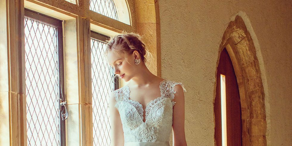 Wedding dress, Clothing, Gown, Dress, Bridal party dress, Bridal clothing, Bride, Shoulder, Photograph, White, 