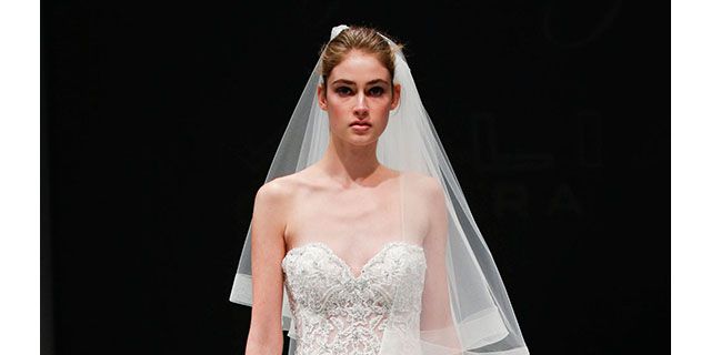 Clothing, Sleeve, Bridal clothing, Shoulder, Dress, Textile, Photograph, Joint, White, Wedding dress, 
