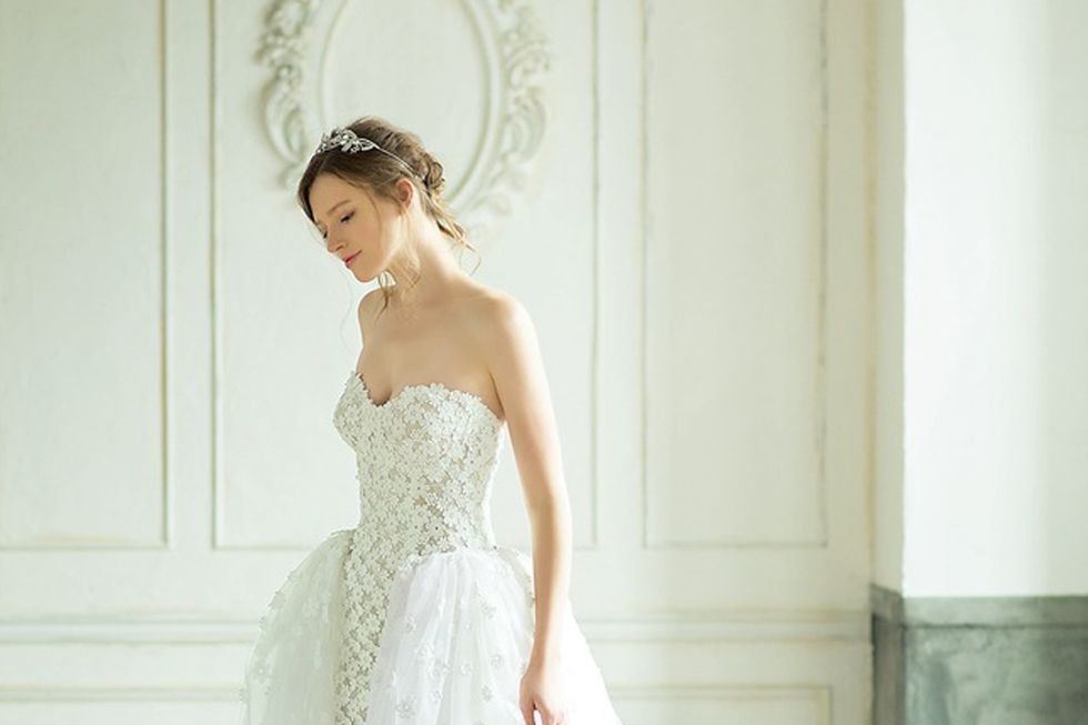 Clothing, Dress, Floor, Shoulder, Bridal clothing, Textile, Flooring, Photograph, Wedding dress, White, 
