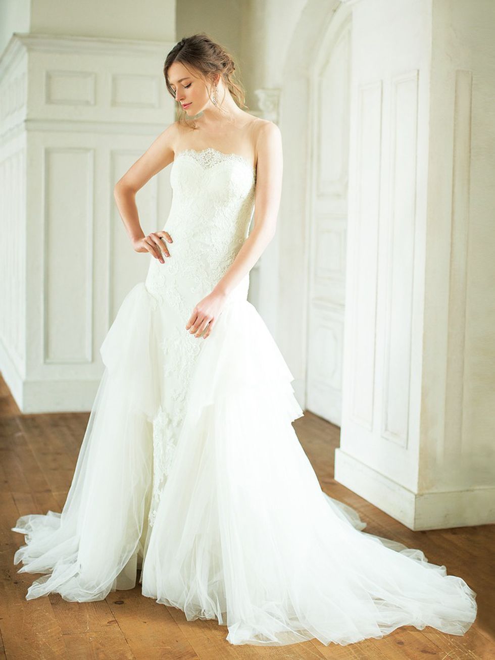 Gown, Wedding dress, Clothing, Dress, Bride, Bridal clothing, Shoulder, Bridal party dress, Photograph, Fashion model, 