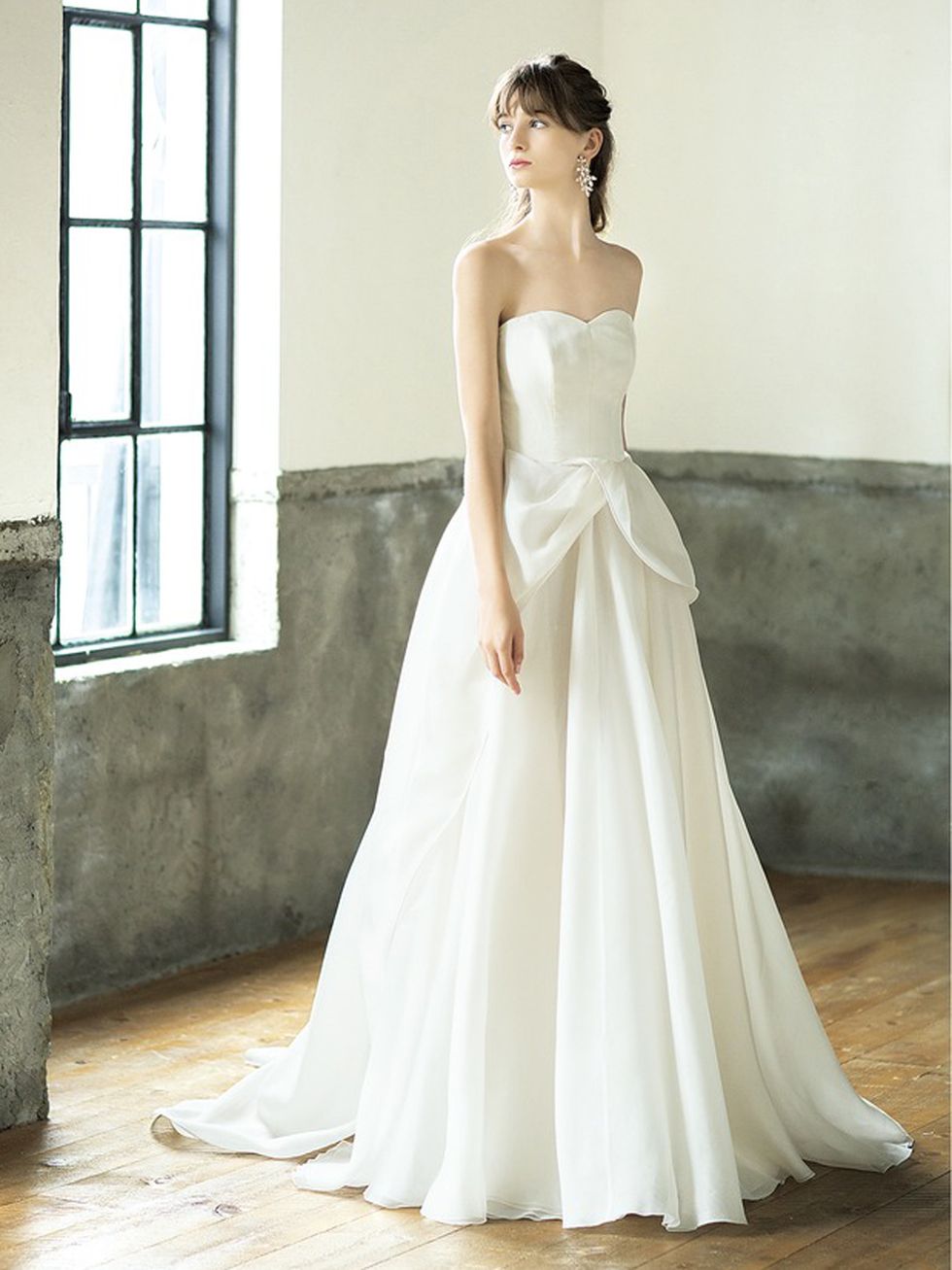 Gown, Wedding dress, Clothing, Dress, Bride, Bridal party dress, Photograph, Bridal clothing, Fashion model, Shoulder, 