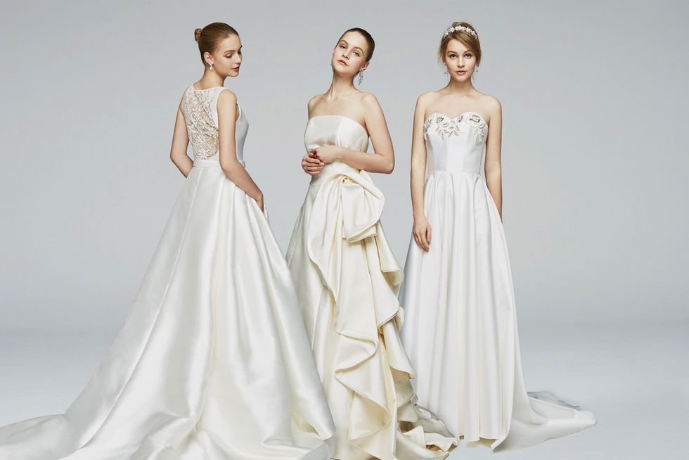 Gown, Fashion model, Clothing, Dress, Wedding dress, Bridal party dress, Shoulder, Bridal clothing, Bride, Bridal accessory, 