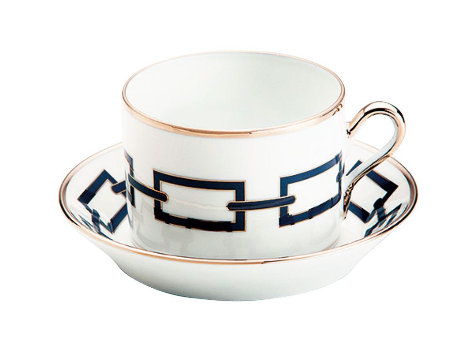 Cup, Coffee cup, Serveware, Drinkware, Dishware, Porcelain, Teacup, Tableware, Mug, Ceramic, 