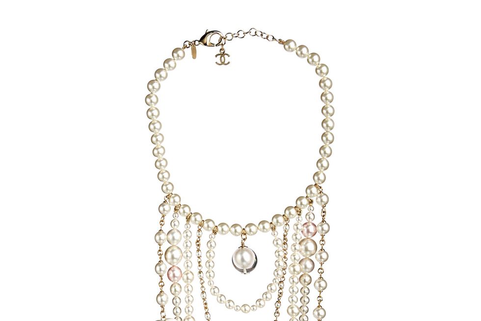 Chain, Body jewelry, Fashion accessory, Necklace, Jewellery, Neck, Hardware accessory, 