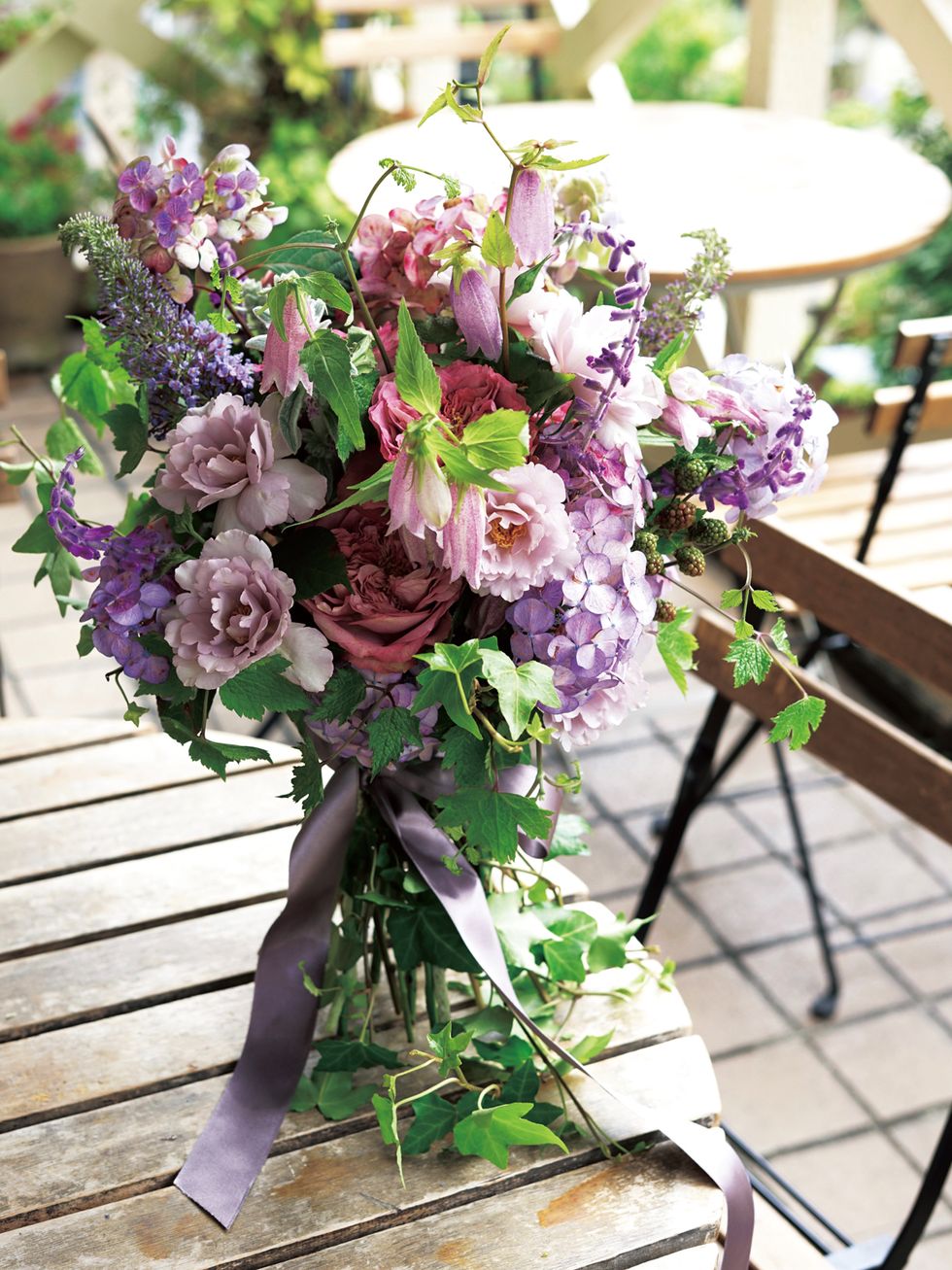 Petal, Flower, Purple, Lavender, Bouquet, Violet, Cut flowers, Floristry, Flowering plant, Flower Arranging, 