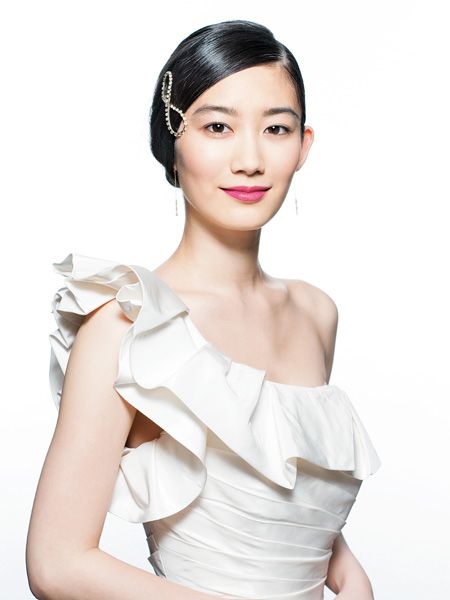 レモンの☆髪飾り☆シニョン花巻 楽天市場】髪飾り 簪 花飾り パールストーン (ゴールド×ホワイト