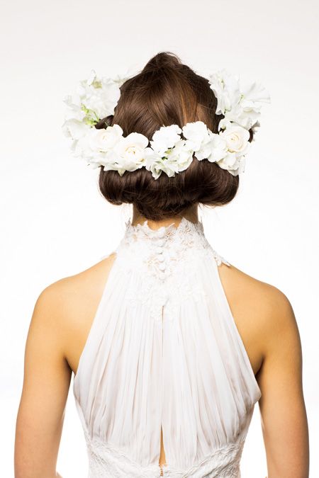 Clothing, Hairstyle, Shoulder, Petal, Bridal accessory, Style, Hair accessory, Dress, Wedding dress, Headgear, 