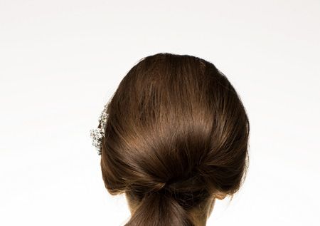 Clothing, Hair, Brown, Hairstyle, Shoulder, Joint, Style, Beauty, Temple, Neck, 