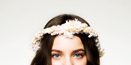 Lip, Hairstyle, Skin, Forehead, Shoulder, Eyebrow, White, Hair accessory, Headpiece, Style, 