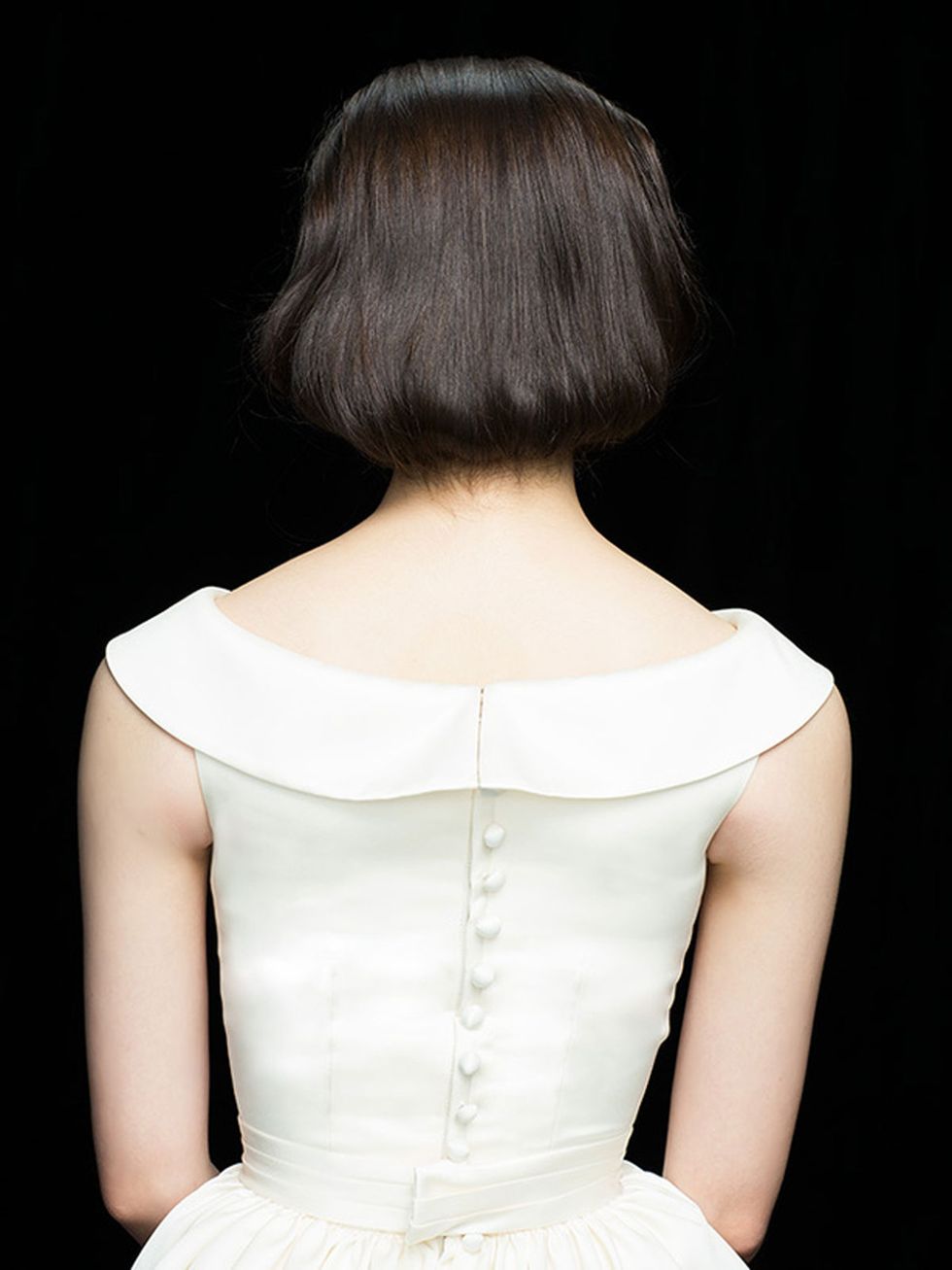 Clothing, Hairstyle, Shoulder, Textile, Joint, White, Style, Elbow, Back, Dress, 