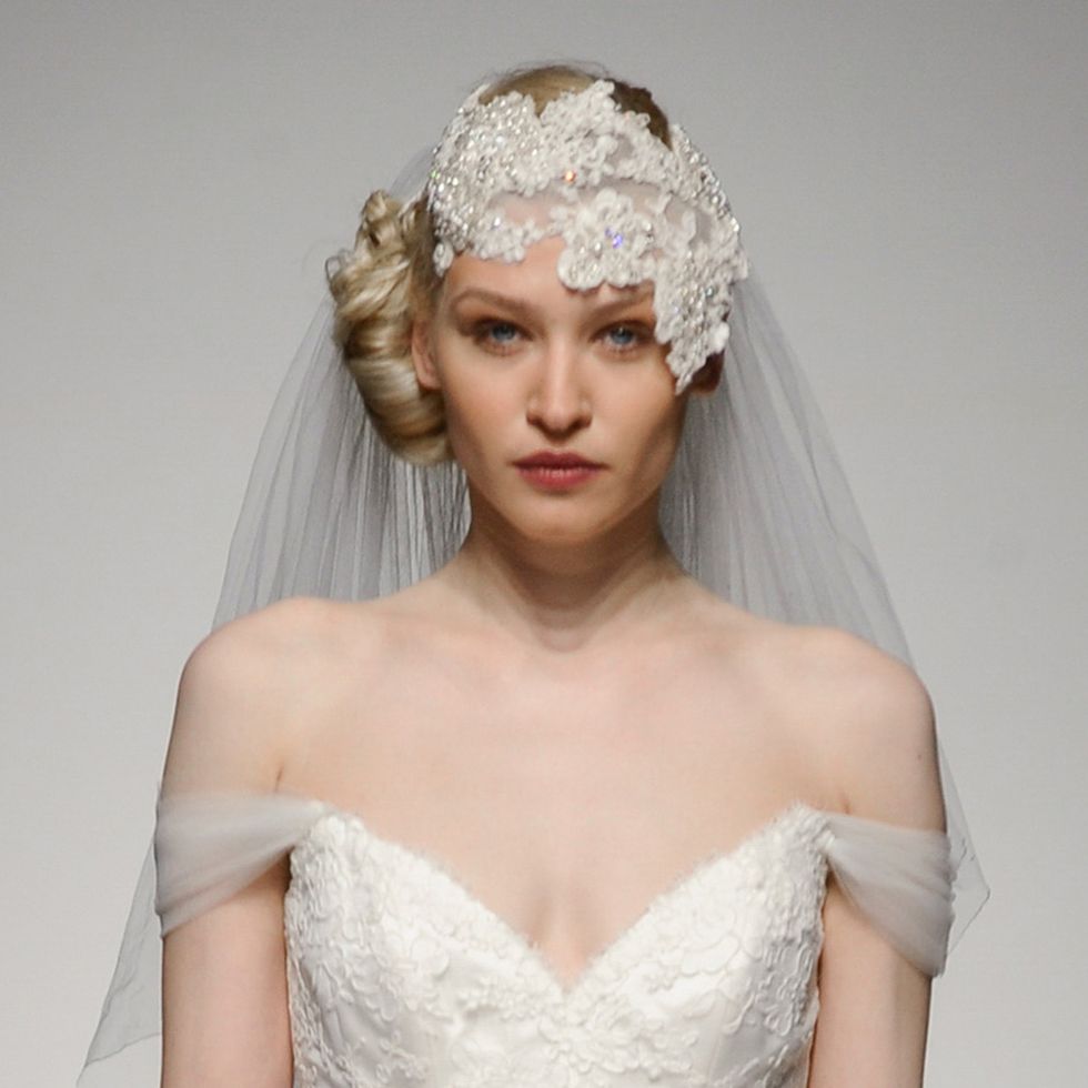 Headpiece, Bridal accessory, Veil, Hair, Bridal veil, Hair accessory, Clothing, Fashion accessory, Hairstyle, Bride, 