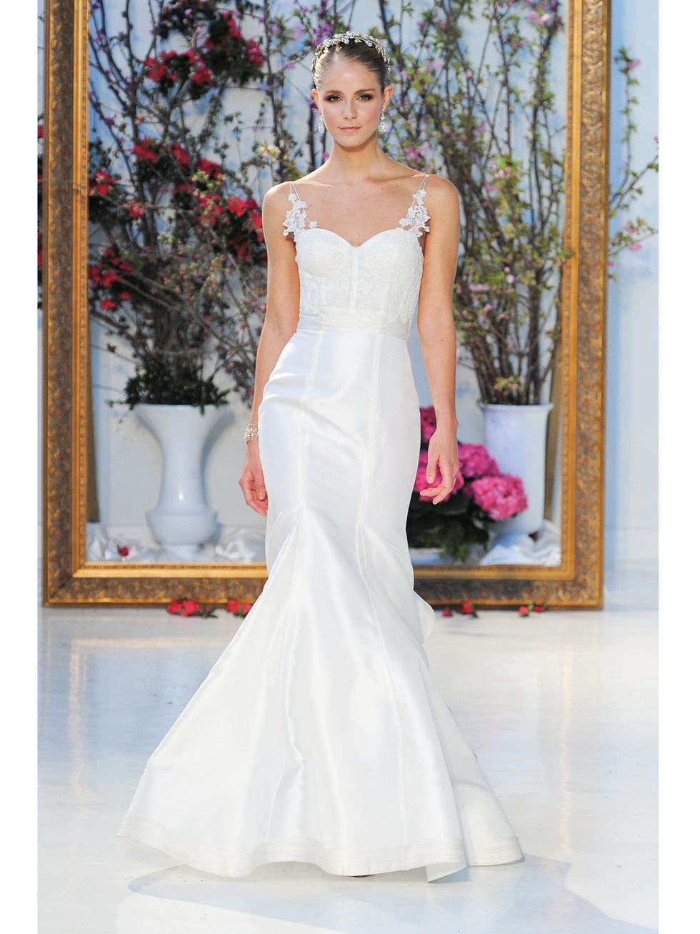 Gown, Wedding dress, Clothing, Dress, Bridal clothing, Photograph, Shoulder, Bride, Fashion model, Bridal party dress, 