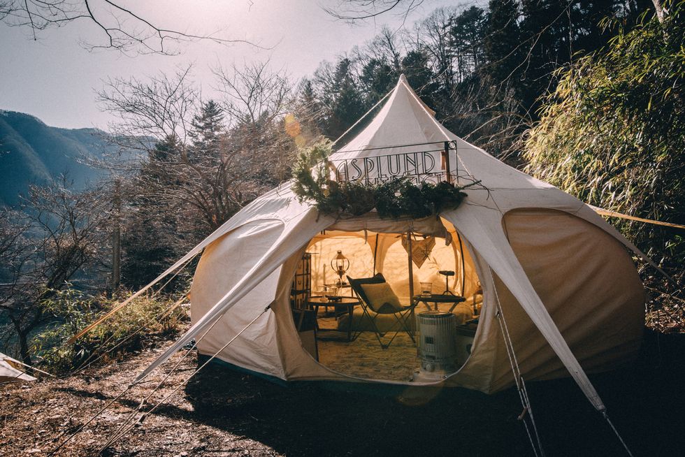 Tent, Camping, Plant community, Style, Yurt, Tints and shades, Sunlight, Biome, Shade, Tarpaulin, 