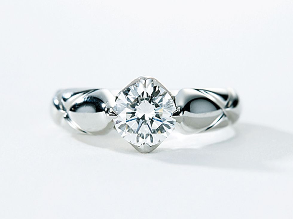 Ring, Jewellery, Engagement ring, Fashion accessory, Pre-engagement ring, Platinum, Body jewelry, Diamond, Gemstone, Metal, 
