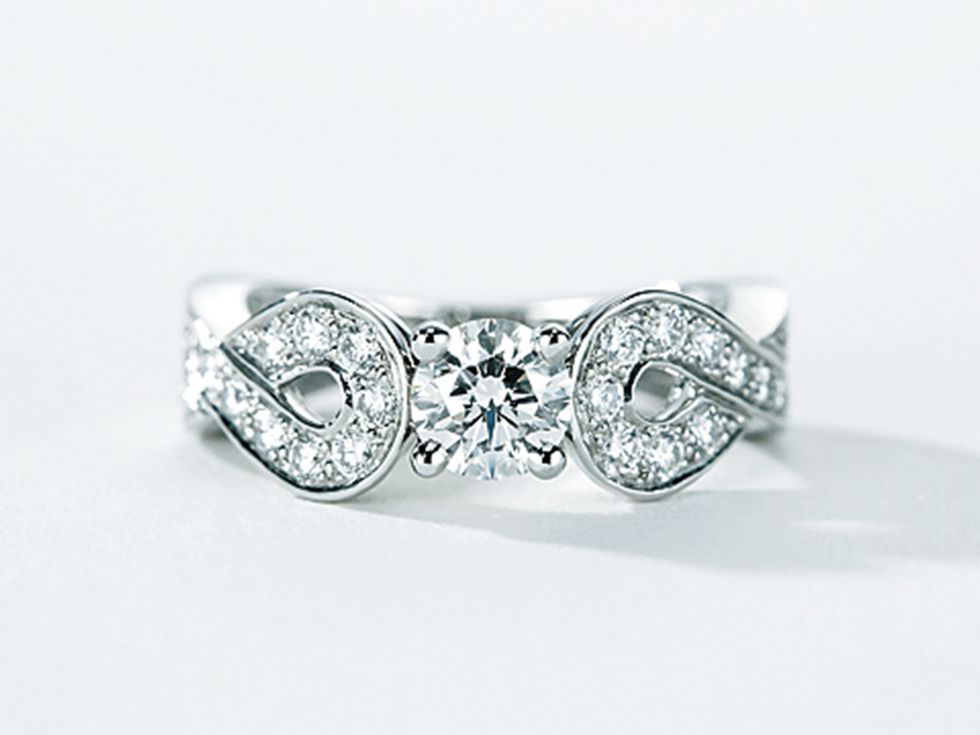 Ring, Engagement ring, Diamond, Jewellery, Fashion accessory, Platinum, Pre-engagement ring, Body jewelry, Gemstone, Wedding ring, 