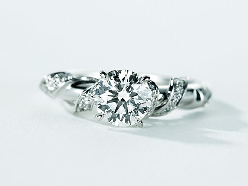 Ring, Engagement ring, Jewellery, Pre-engagement ring, Fashion accessory, Diamond, Platinum, Body jewelry, Gemstone, Wedding ring, 