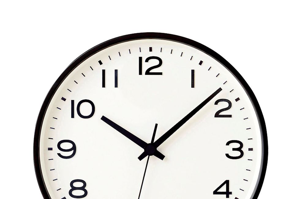 Clock, Analog watch, Wall clock, Furniture, Font, Number, Line, Home accessories, Material property, Quartz clock, 