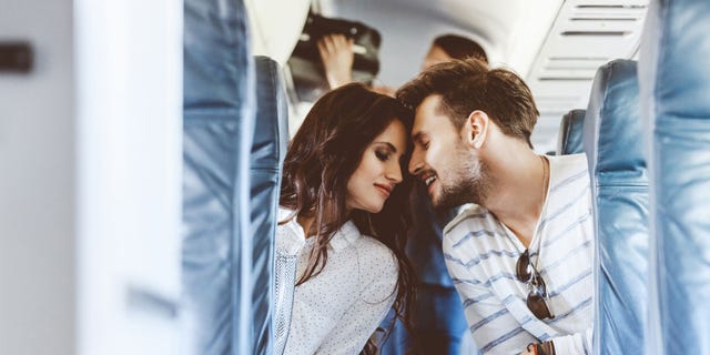 Interaction, Beard, Love, Romance, Necklace, Long hair, Passenger, Honeymoon, Sweater, 