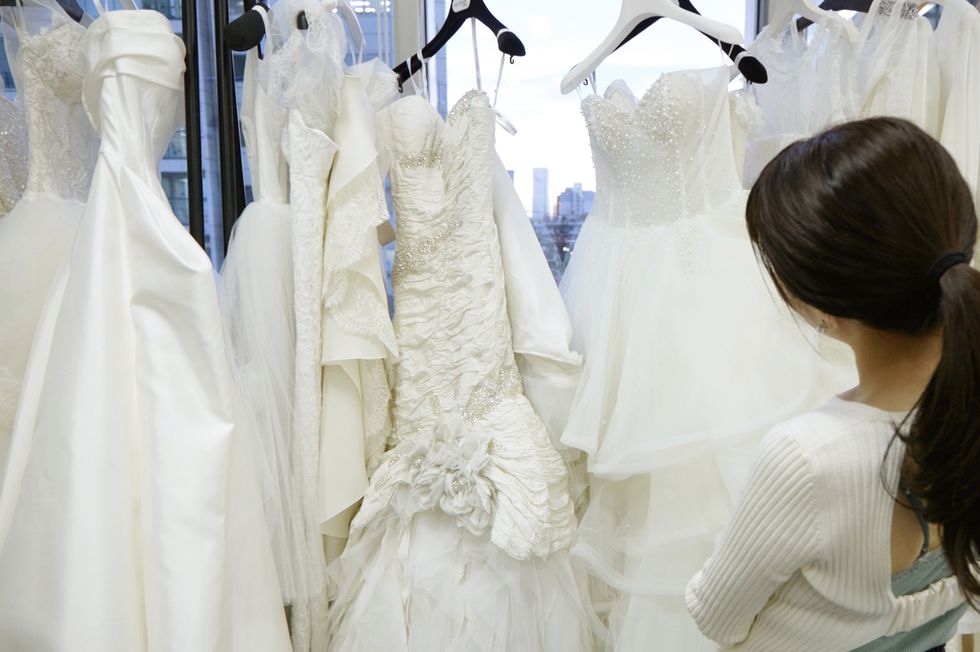 Wedding dress, Dress, White, Gown, Clothing, Bridal clothing, Bridal party dress, Fashion, Bride, Shoulder, 