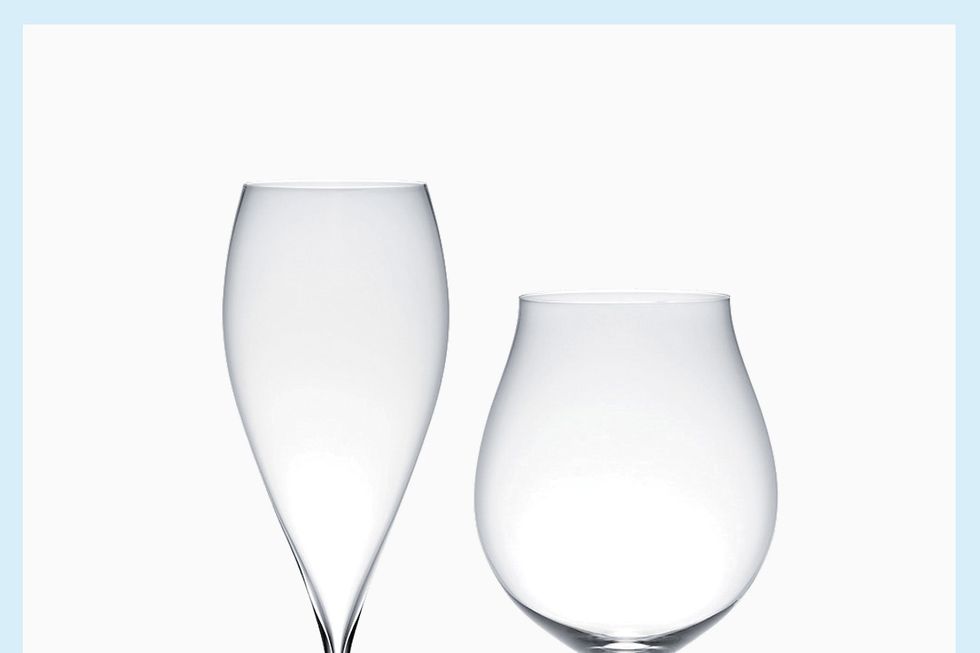 Glass, Stemware, Barware, Drinkware, Transparent material, Wine glass, Champagne stemware, Silver, Snifter, Transparency, 