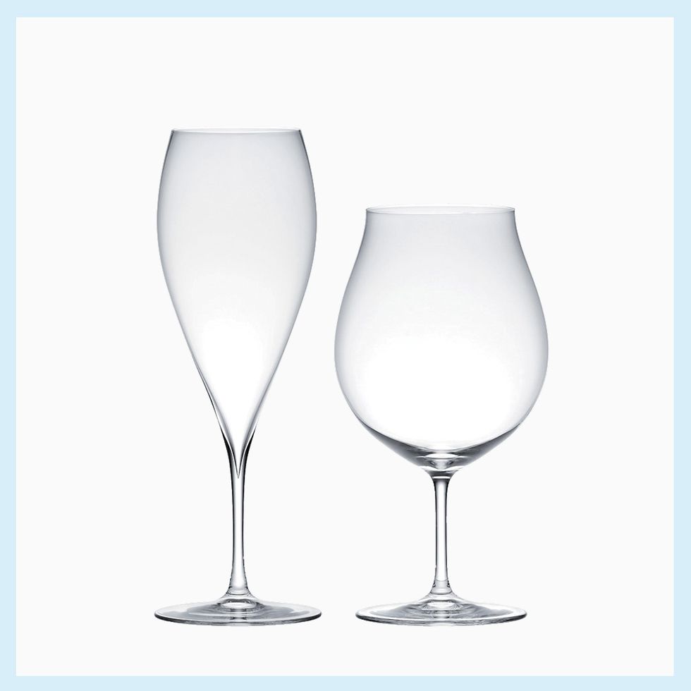 Glass, Stemware, Barware, Drinkware, Transparent material, Wine glass, Champagne stemware, Silver, Snifter, Transparency, 