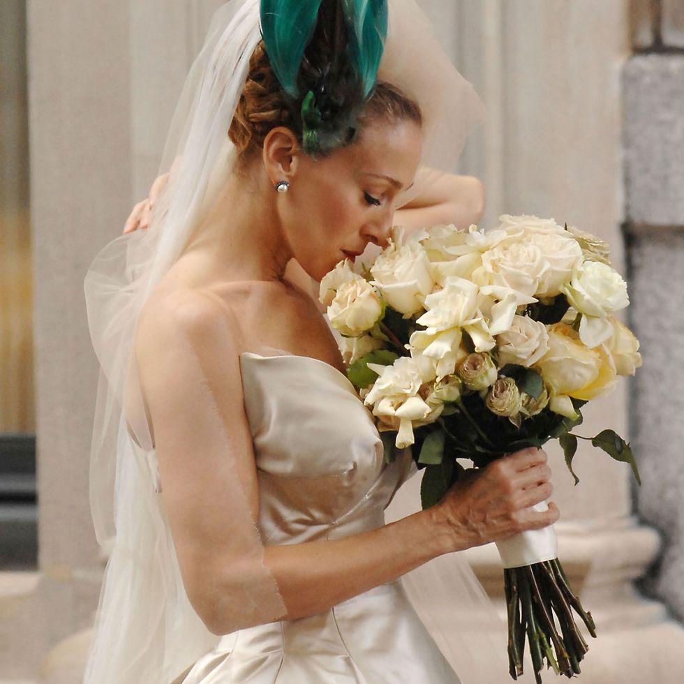 Hair, Bride, Photograph, Wedding dress, Headpiece, Bridal accessory, Dress, Veil, Hairstyle, Bouquet, 
