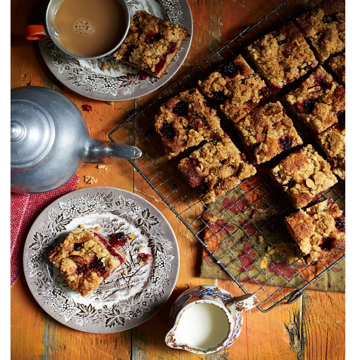 Tray Bake Cake Blackberry Crumble Traybake