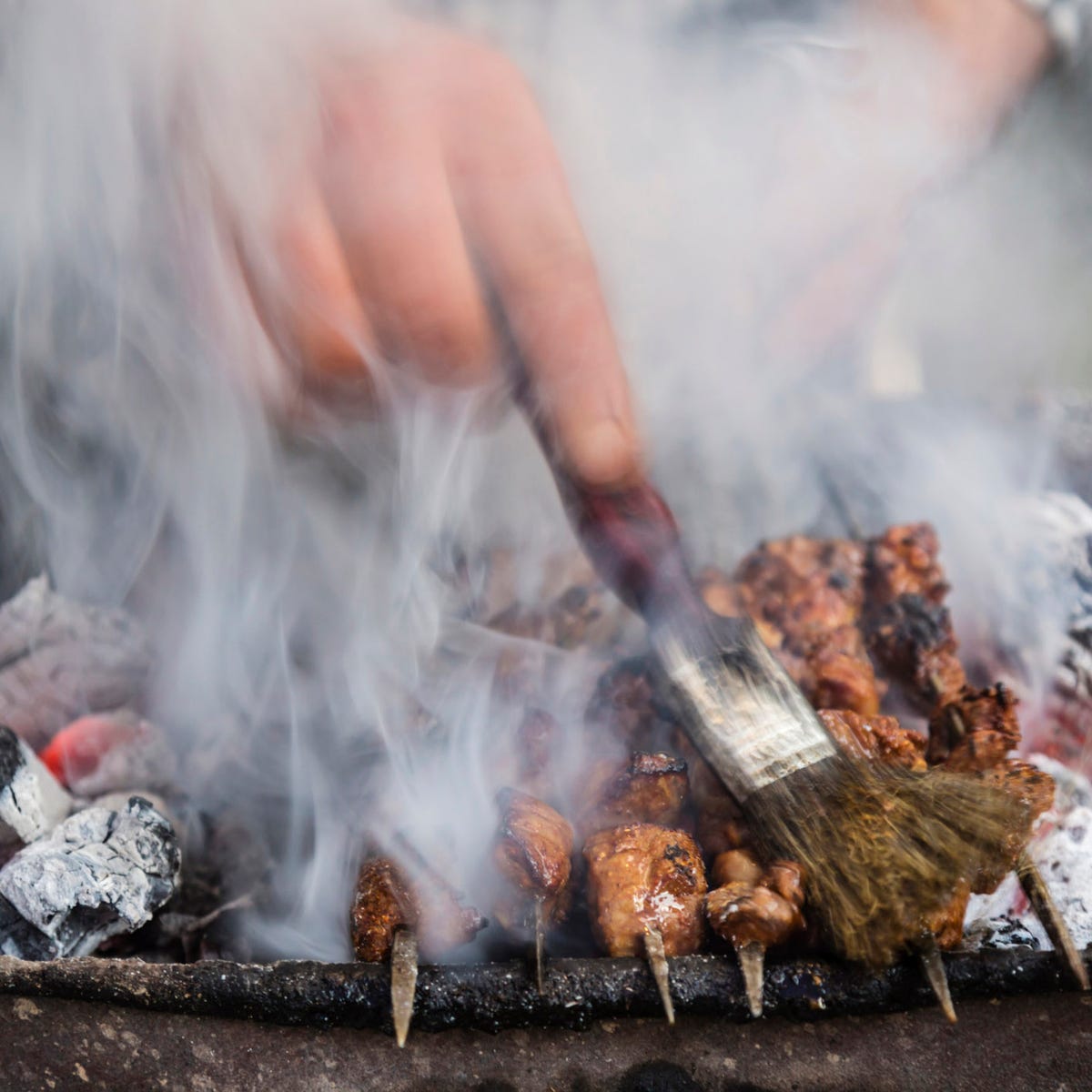 how-to-get-the-smell-of-smoke-out-of-your-clothes-after-a-bbq