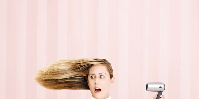 Mistakes we make when blow drying our hair