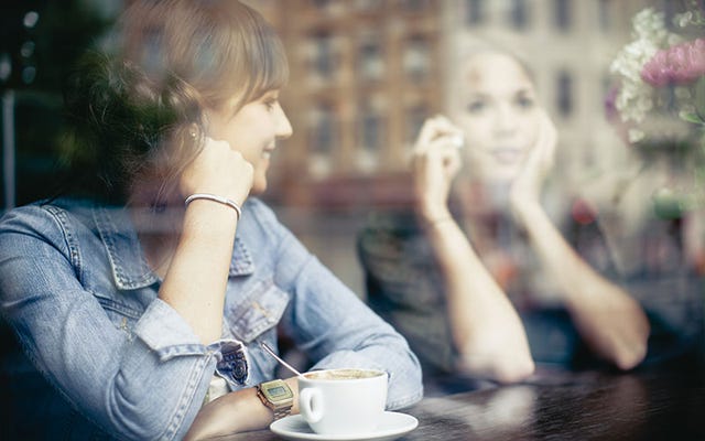 Servizio, Stoviglie, Tazza, Tazza da caffè, Condivisione, Stoviglie, Seduta, Piattino, Tazza da tè, Bevande,