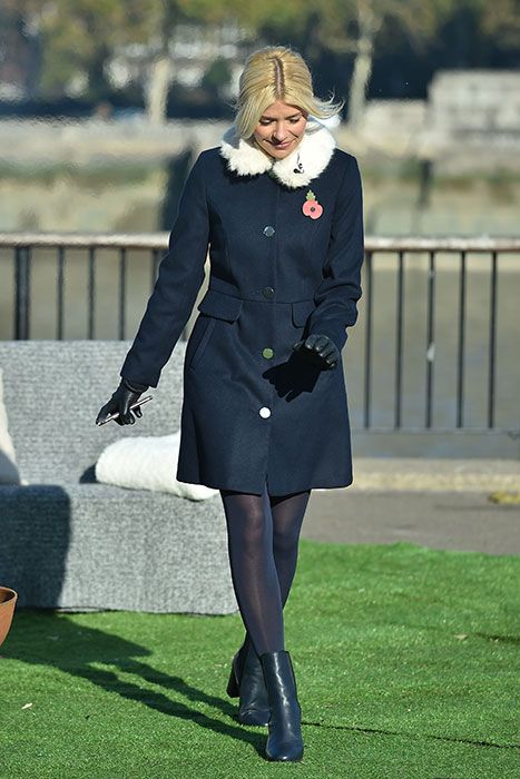 holly willoughby trench coat