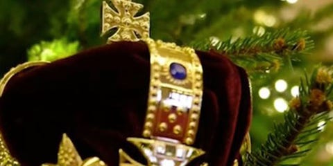 buckingham palace has unveiled its christmas decorations for 2017 and its fair to say that theyre quite extravagant - Queen Christmas Decorations buckingham palace has unveiled its christmas decorations for 2017 and its fair to say that theyre quite extravagant - Queen Christmas Decorations