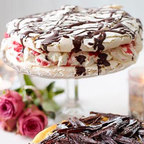 hazelnut and raspberry meringue cake