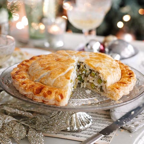 Vegetarian pea pithivier - Christmas vegetarian pie