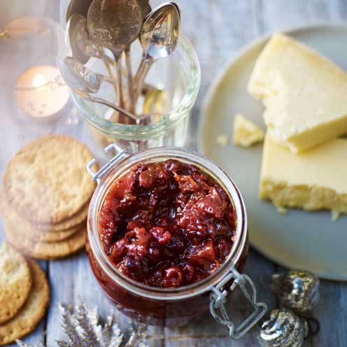 Clementine and cranberry chutney