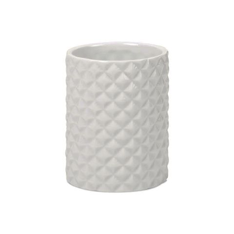 Grey, Home accessories, Synthetic rubber, Cylinder, Plastic, Circle, Pottery, Ceramic, Household supply, Porcelain, 