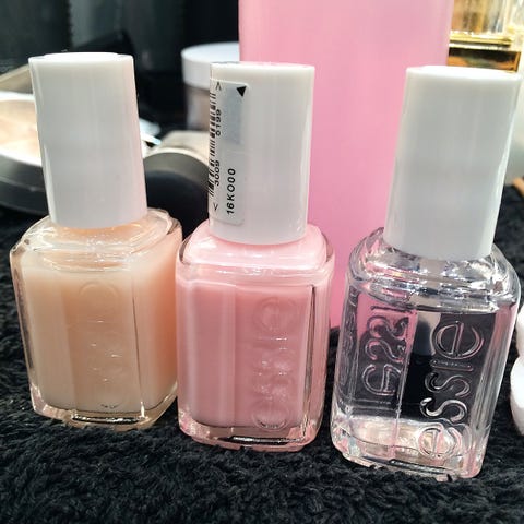 Top Tips For Natural Looking Nude Nail Polish Nail Tips