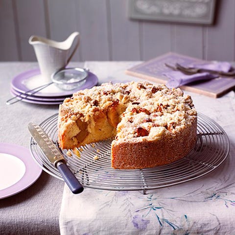 Dish, Food, Cuisine, Ingredient, Dessert, Baked goods, Streuselkuchen, Streusel, Produce, Staple food, 