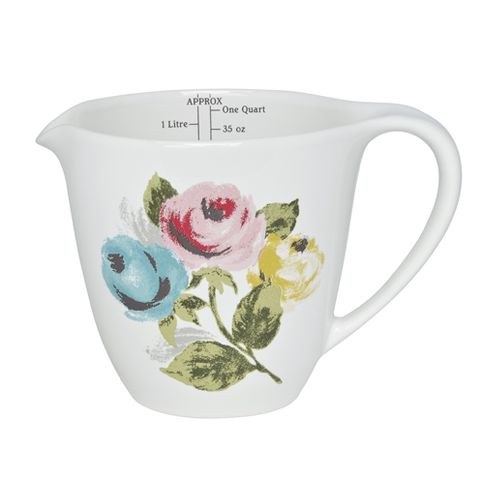 Cup, Serveware, Drinkware, Dishware, Petal, Teacup, Porcelain, Ceramic, Coffee cup, Flowering plant, 