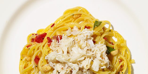Crab chilli linguine