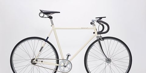 Bicycle, Bicycle wheel, Bicycle part, Bicycle frame, Bicycle handlebar, Bicycle tire, Vehicle, Bicycle accessory, Bicycle stem, Bicycle saddle, 