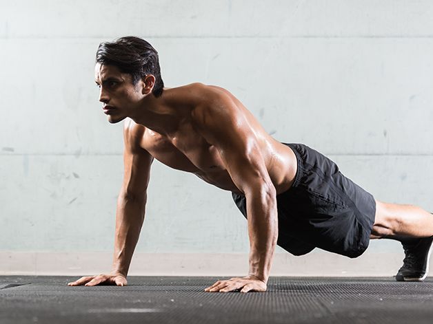 Deploy This Two-Move Workout To Fine-Tune Your Abs Today