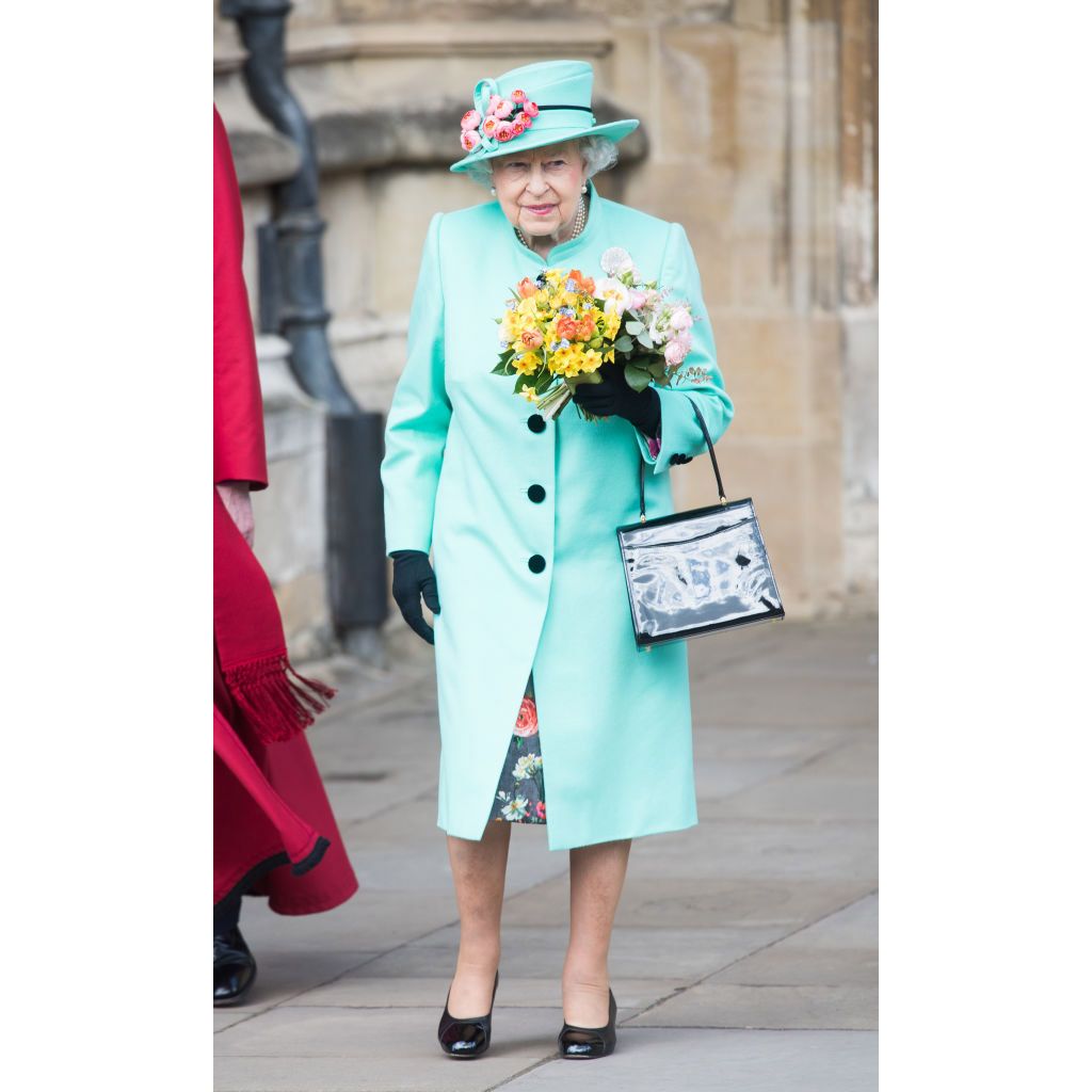 dress like a queen