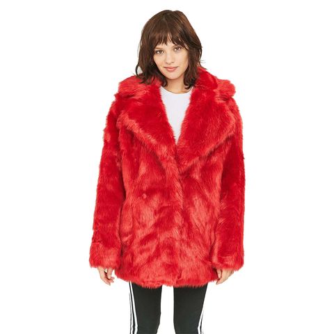 Sleeve, Shoulder, Collar, Textile, Joint, Standing, Red, Jacket, Fur clothing, Fashion, 