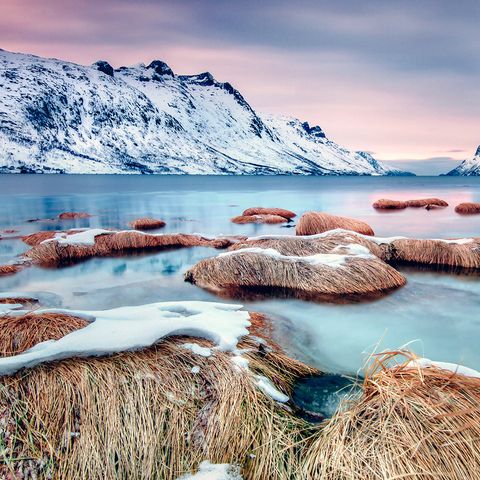 Body of water, Natural landscape, Mountainous landforms, Landscape, Mountain range, Highland, Mountain, Winter, Glacial lake, Wilderness, 