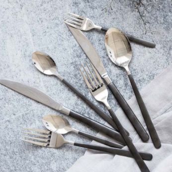 Photograph, White, Cutlery, Dishware, Tableware, Grey, Natural material, Silver, Kitchen utensil, Steel, 
