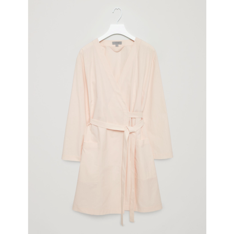 Clothing, Robe, Outerwear, Coat, Trench coat, Sleeve, Collar, Pink, Beige, Dress, 