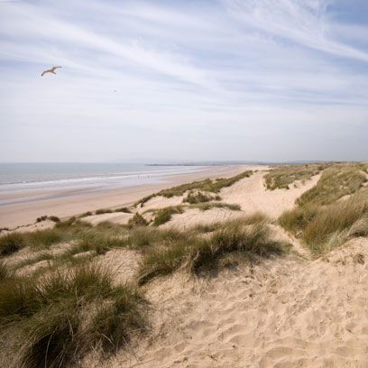 Sand, Natural environment, Sky, Coast, Beach, Shore, Sea, Ecoregion, Ocean, Landscape, 